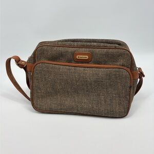 Samsonite Shoulder Bag Briefcase Laptop Travel Tan Zip Closure Footed Carry On